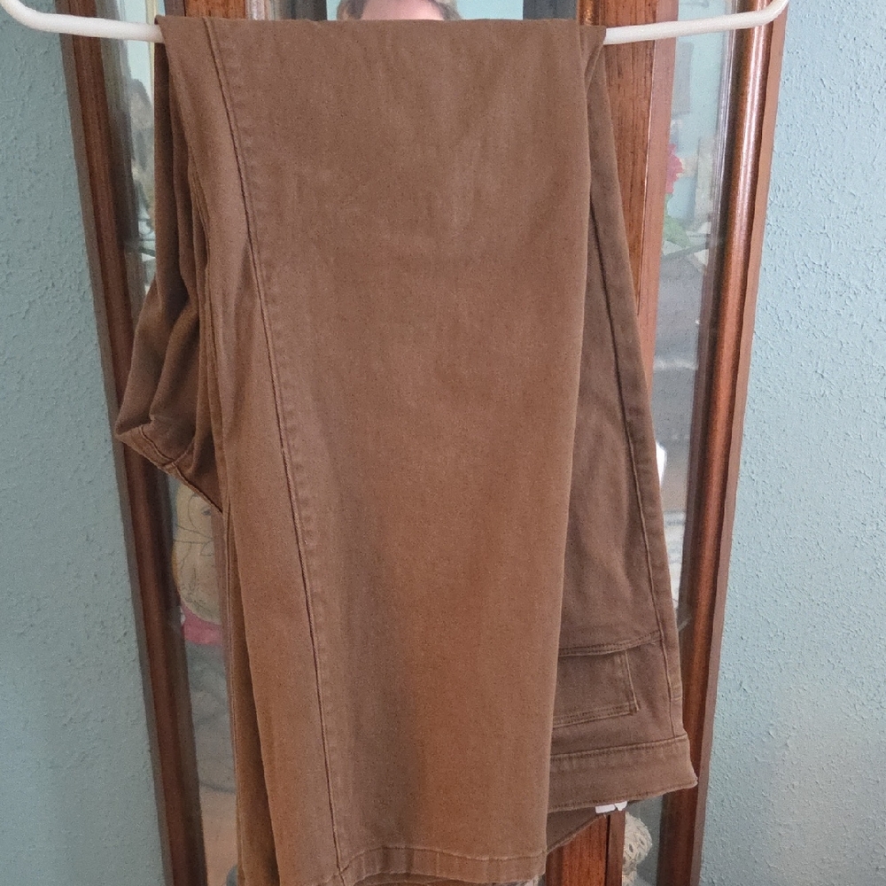 Perry Ellis Men's Tan Chinos